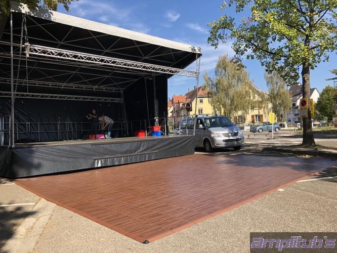 Piste de danse design couleur chène - 7.20 X 7.20m - 52m²